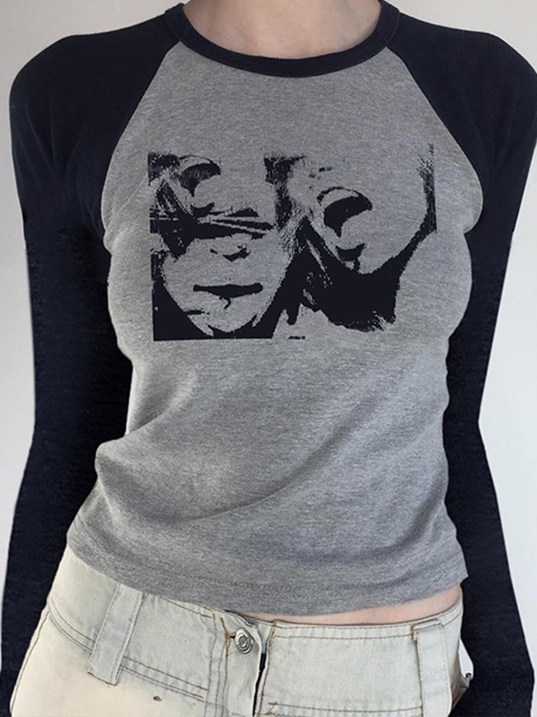 

LULU & SKY Graphic Printed Raglan Sleeves Top, Grey