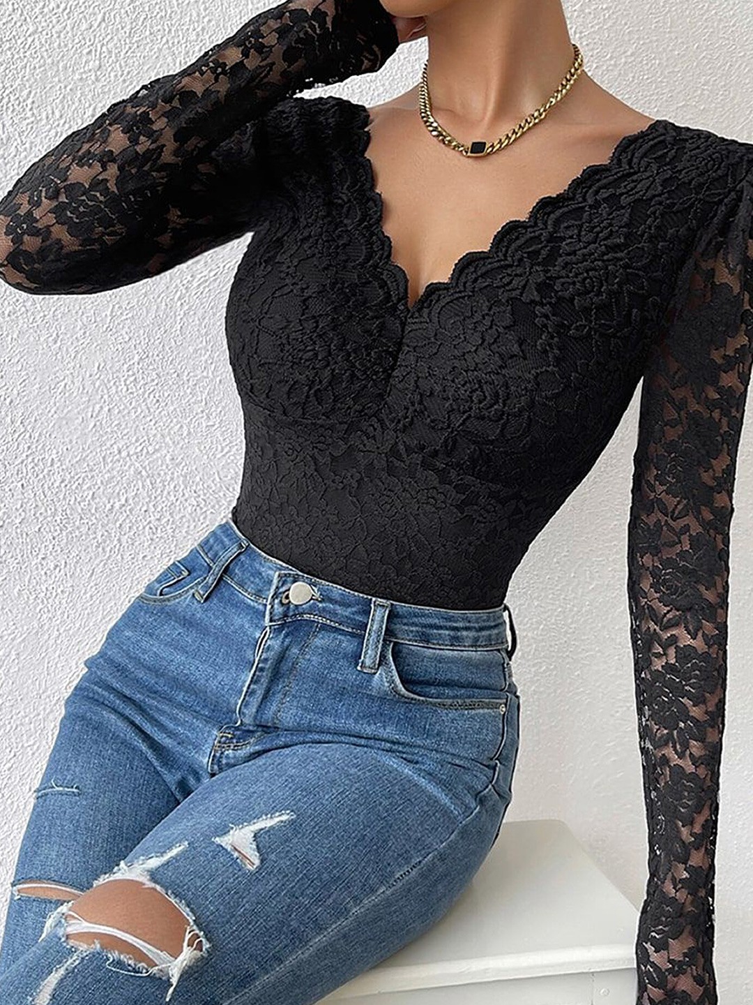 

LULU & SKY Self Design V-Neck Bodysuit, Black