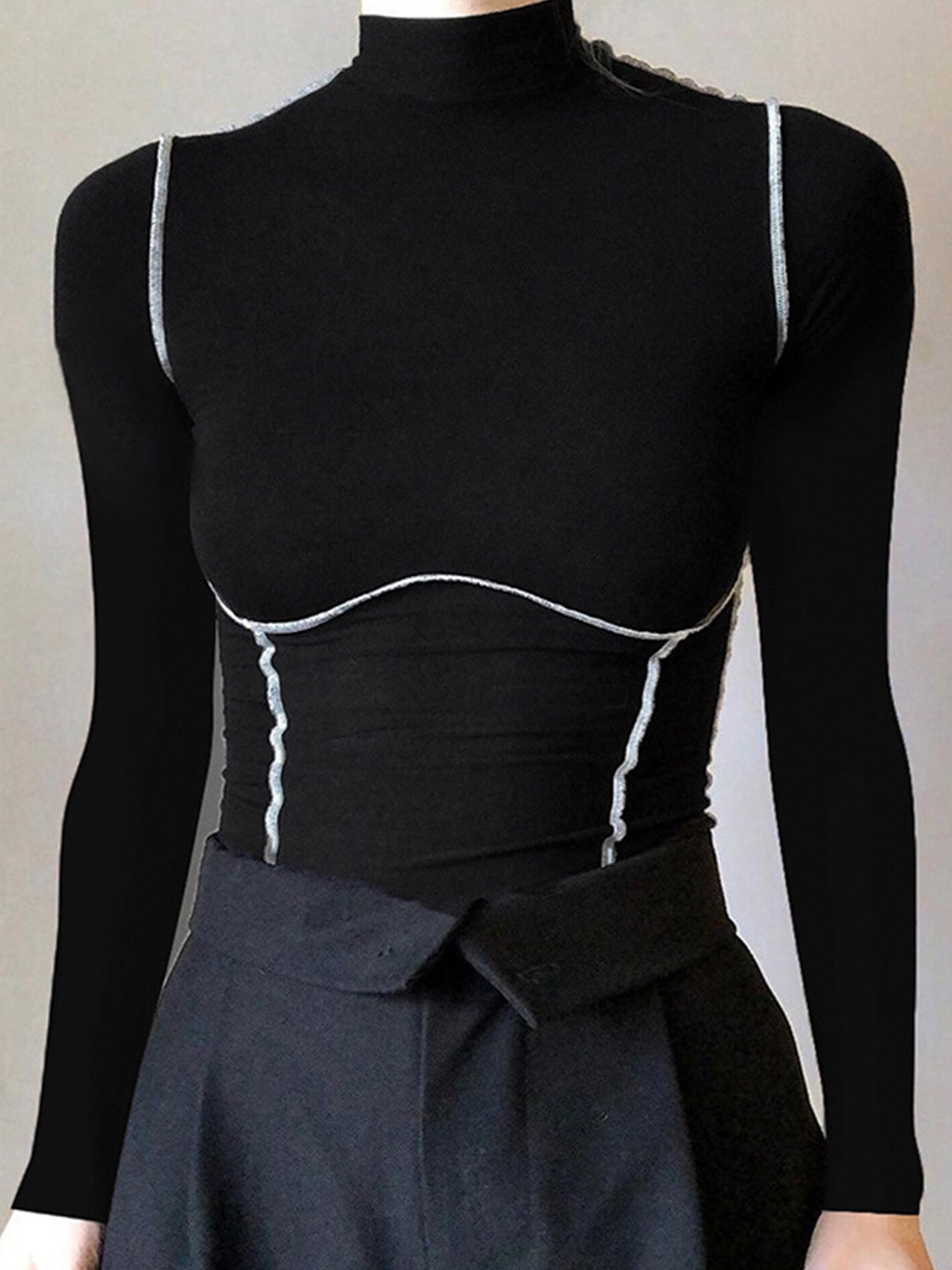 

LULU & SKY High Neck Long Sleeves Fitted Top, Black