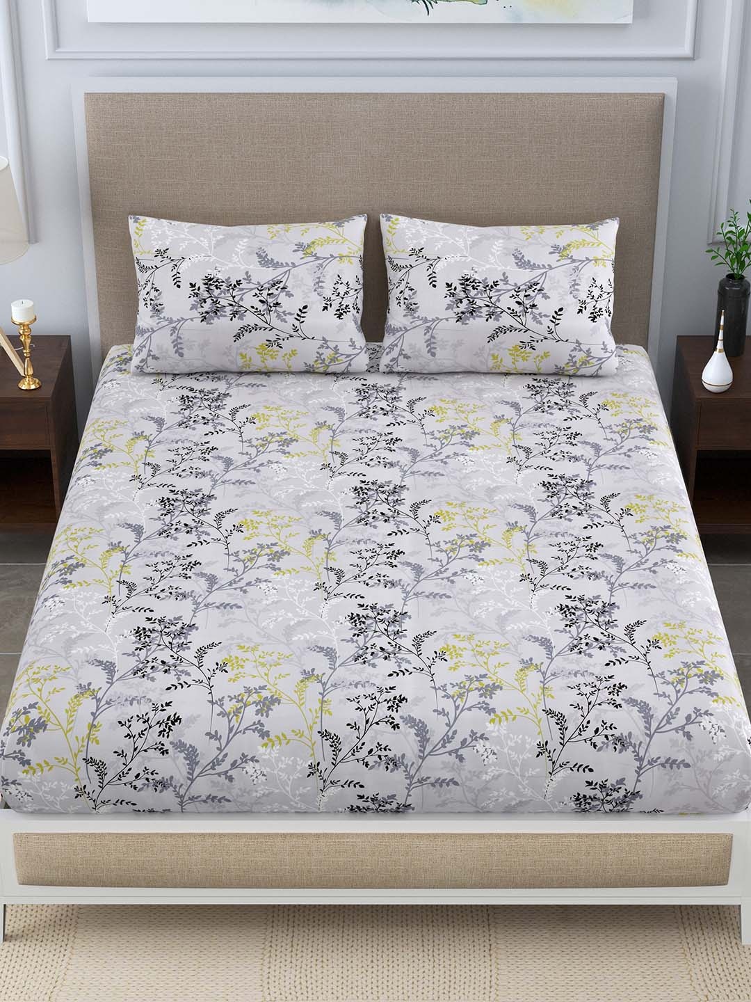 

FABROLI Green 300 TC King Bedsheet with 2 Pillow Covers, Grey