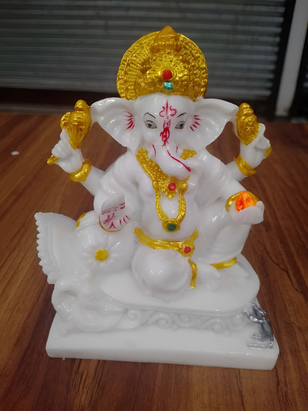 

VAMIKA HANDICRAFTS White & Gold Toned Religious Idol Marble Showpiece