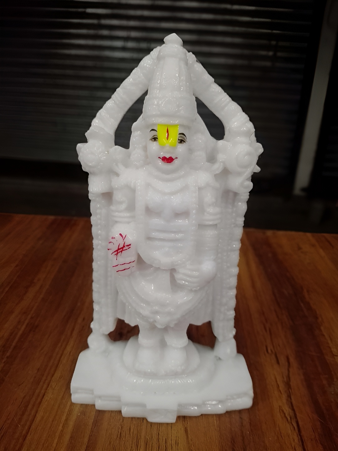

VAMIKA HANDICRAFTS White & Yellow Tirupati Balaji Religious Idol Marble Showpiece