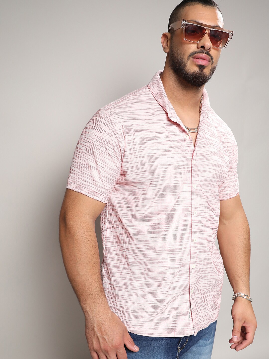 

Instafab Plus Textured Horizontal Striped Classic Cotton Casual Shirt, Pink