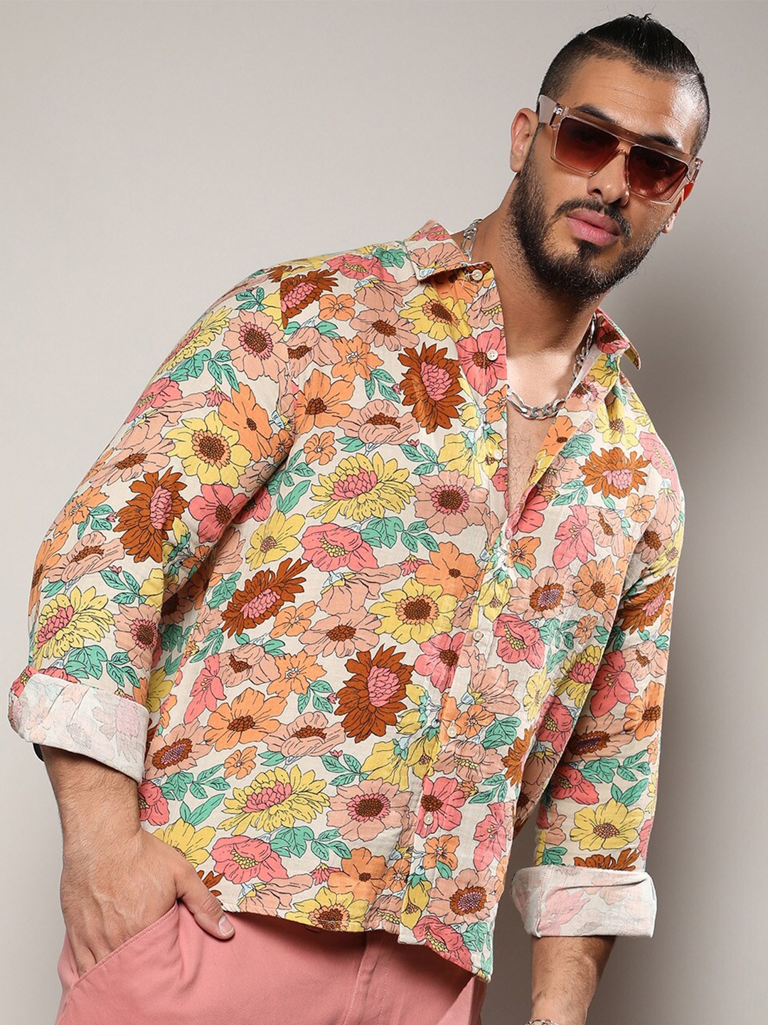 

Instafab Plus Classic Floral Printed Spread Collar Cotton Casual Shirt, Cream