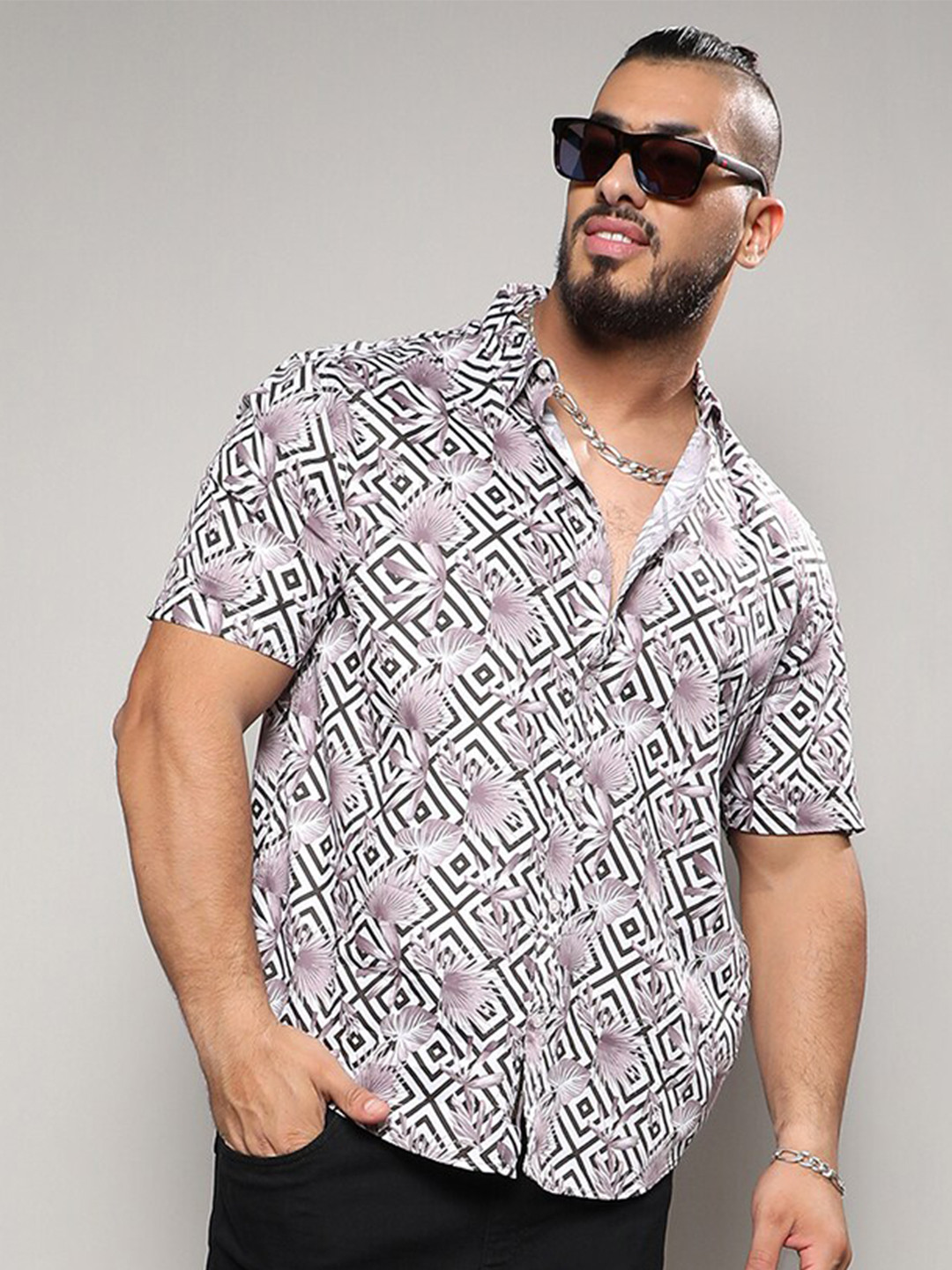 

Instafab Plus Classic Floral Printed Spread Collar Cotton Casual Shirt, White