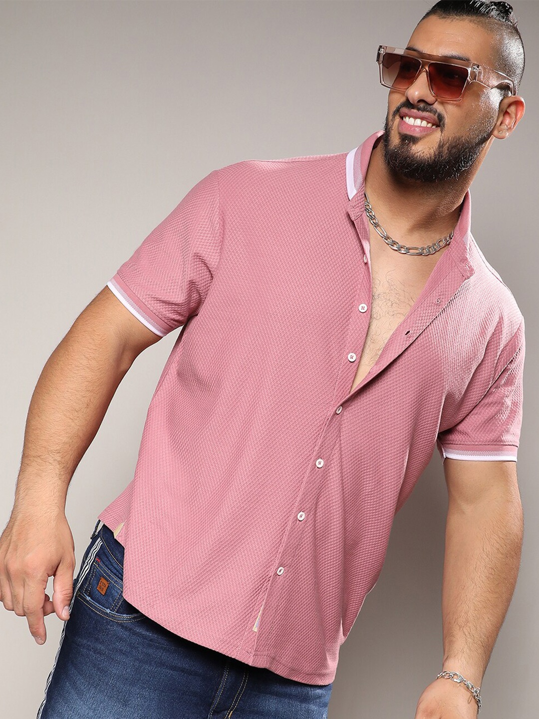 

Instafab Plus Classic Textured Cotton Casual Shirt, Pink