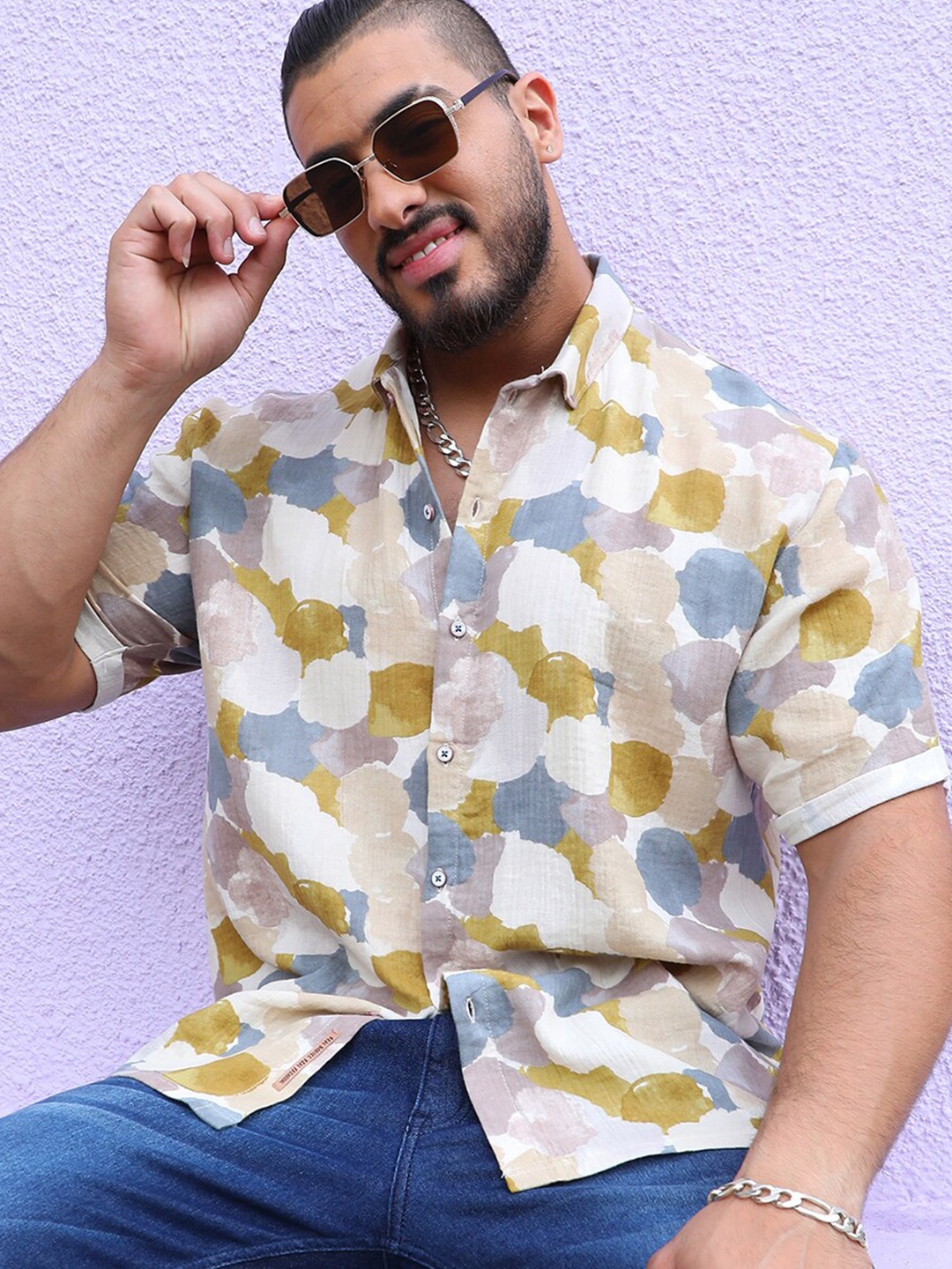 

Instafab Plus Classic Abstract Printed Cotton Casual Shirt, White