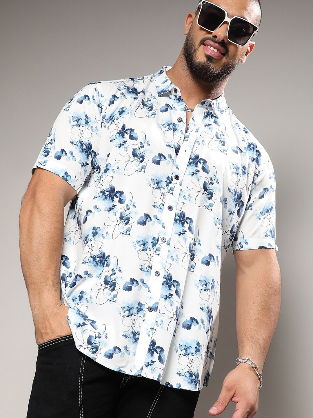 

Instafab Plus Classic Floral Printed Casual Shirt, Blue