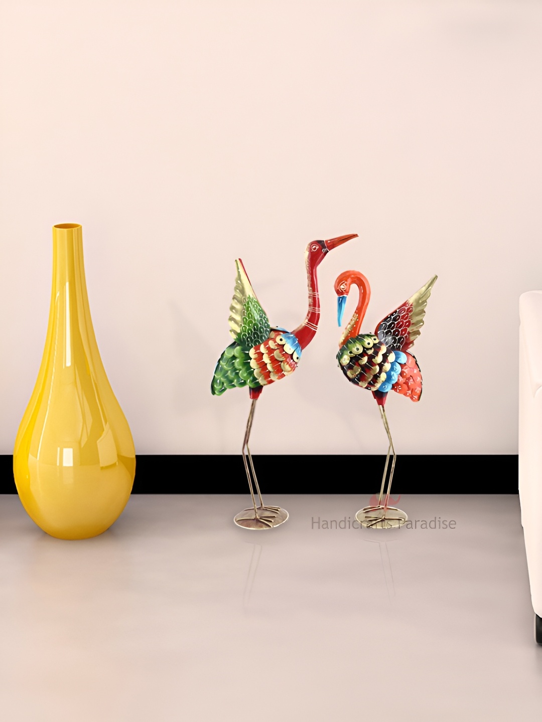 

HANDICRAFTS PARADISE Red & Green 2 Pieces Figurine Paradise Showpiece