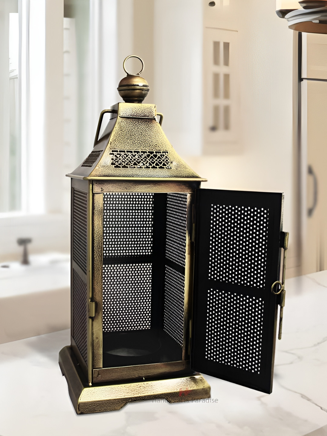 

HANDICRAFTS PARADISE Gold Toned and Black Intricate Cut Work Tea Light holder Showpiece