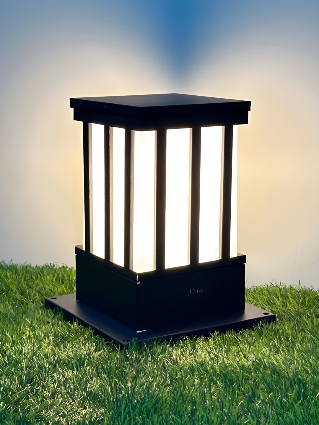 

Cruv Grey Rectangle Metal Outdoor Lamps