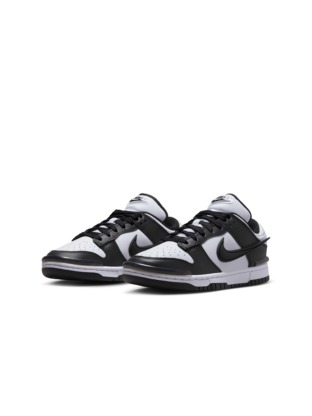 

Nike Women Dunk Low Twist Sneaker, Black