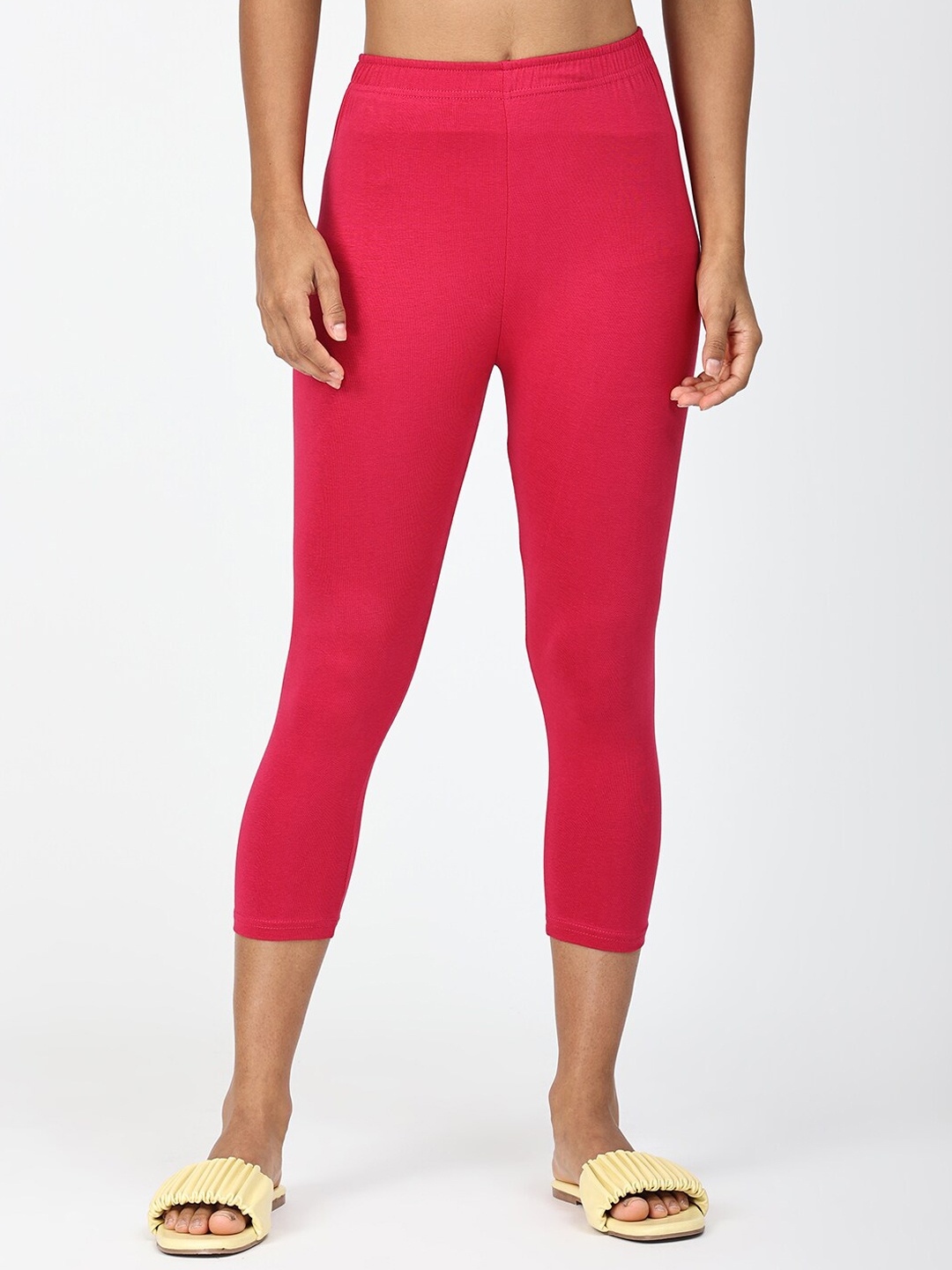 

Robinbosky Mid Rise Bio Washed Premium 4 Way Stretchable Capri Length Leggings, Pink