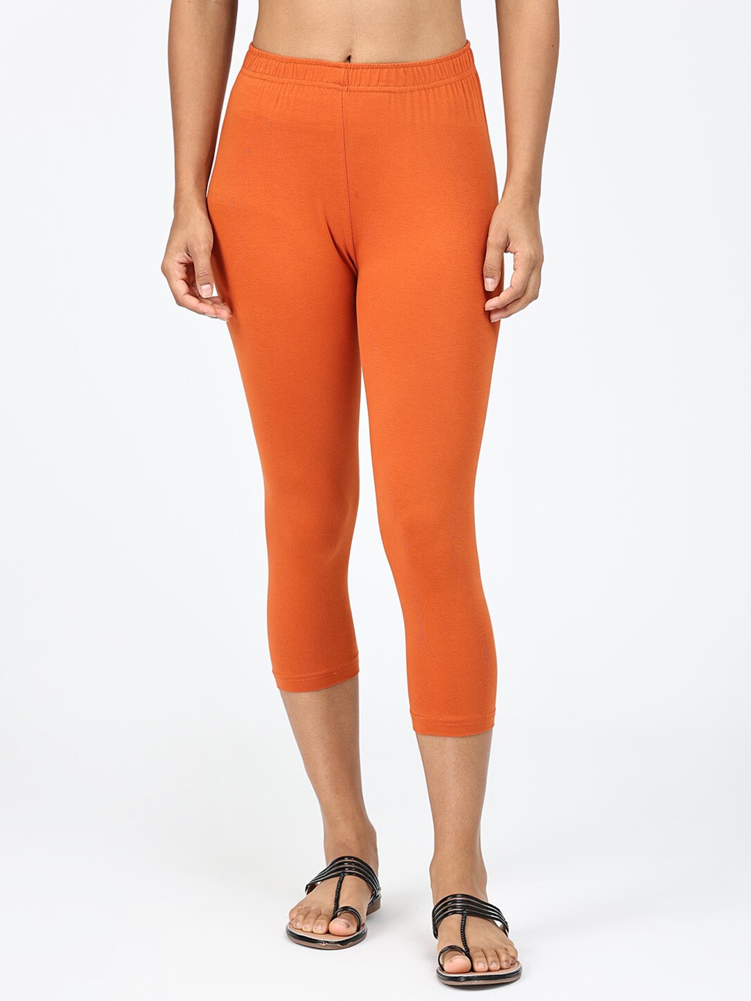 

Robinbosky Stretchable Capri Length Leggings, Orange
