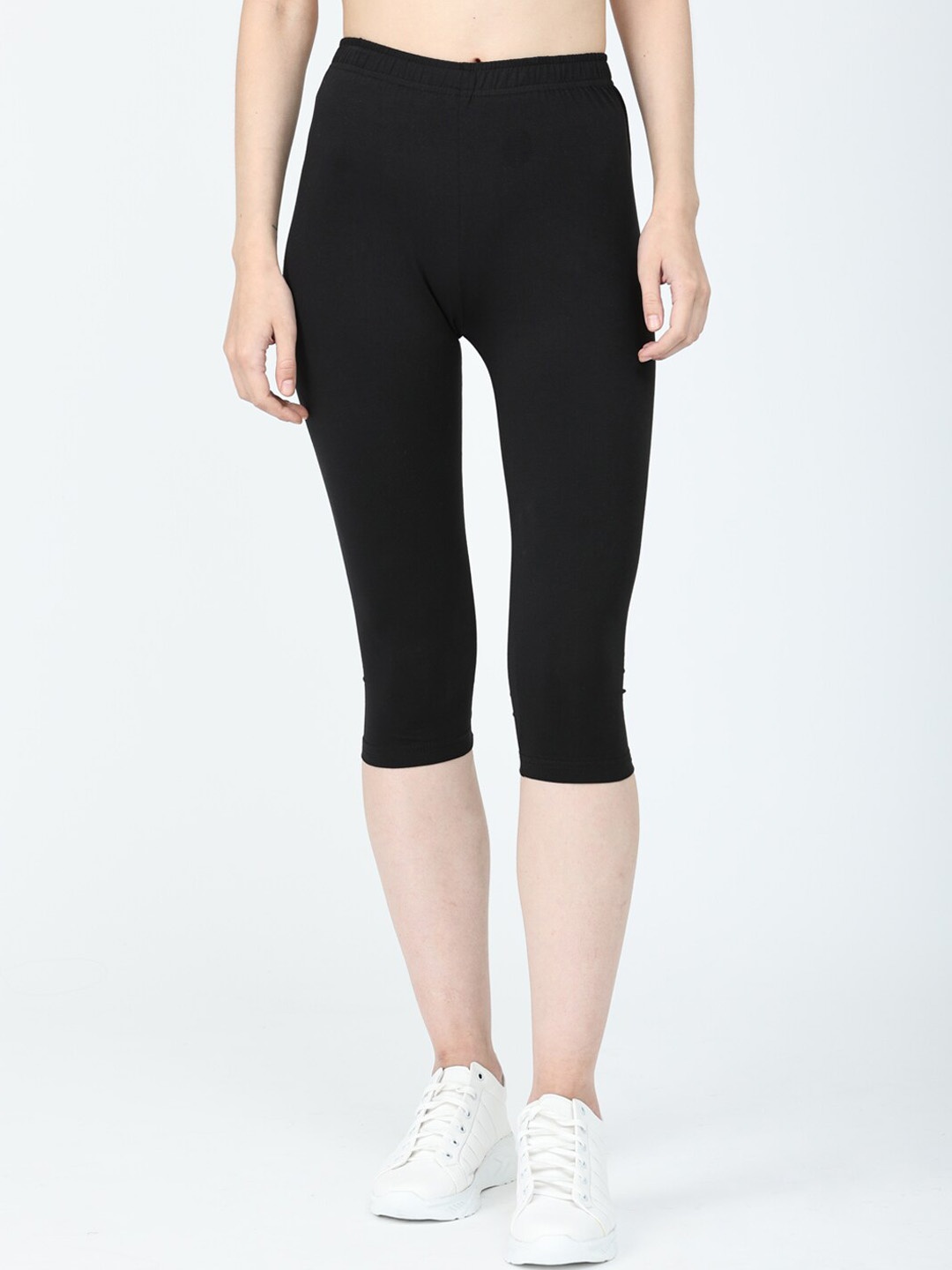 

Robinbosky Mid Rise Bio Washed Premium 4 Way Stretchable Capri Length Leggings, Black