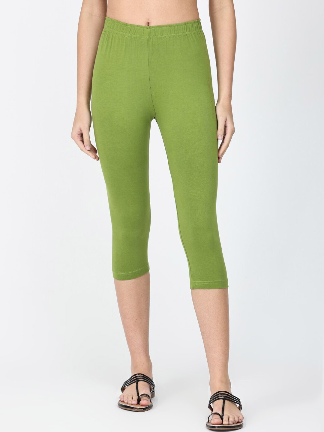 

Robinbosky Stretchable Capri Length Leggings, Green