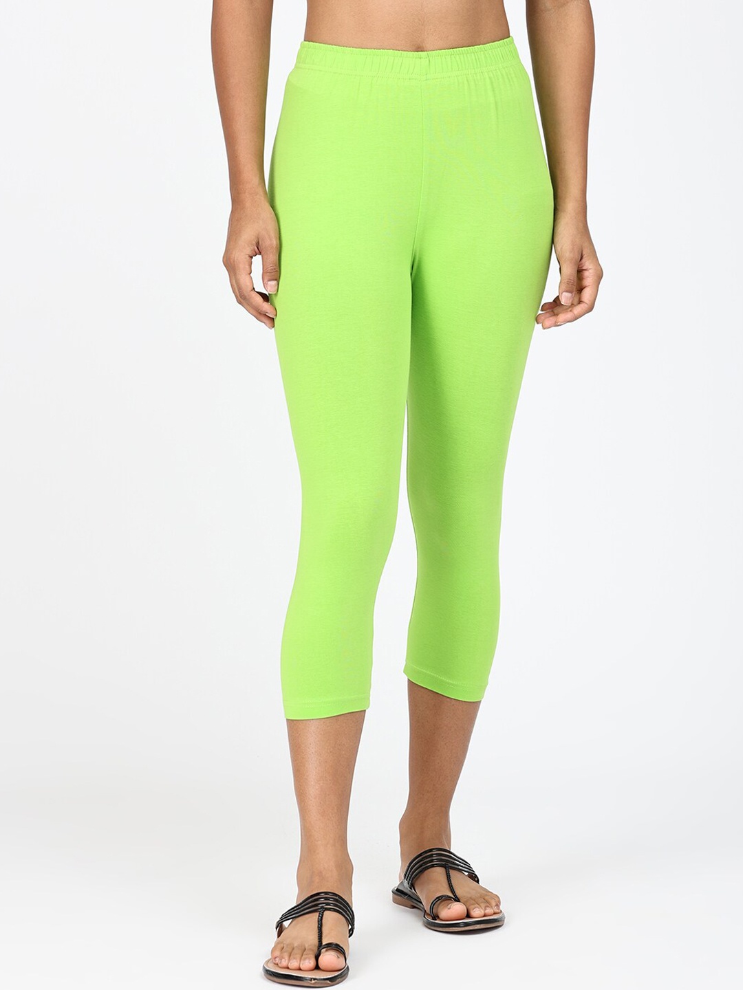 

Robinbosky Stretchable Capri Leggings, Lime green