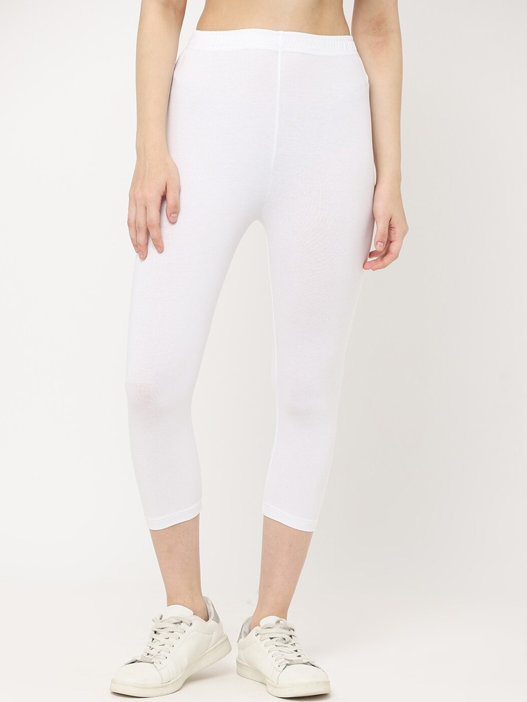 

Robinbosky Stretchable Three-Fourth Length Leggings, White