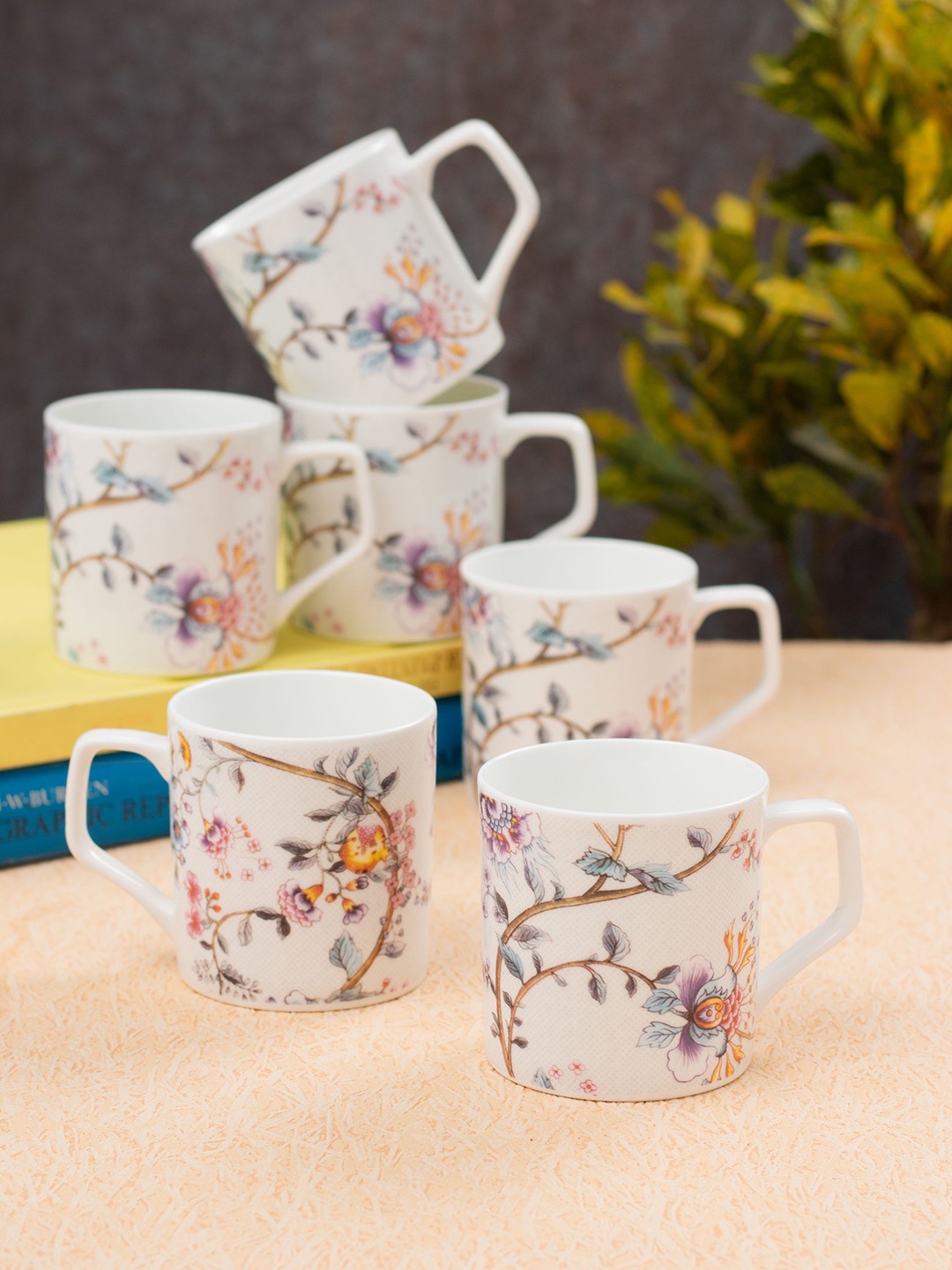 

JCPL White and Green 6 Pieces Handcrafted Printed Ceramic Glossy Cups 220ml