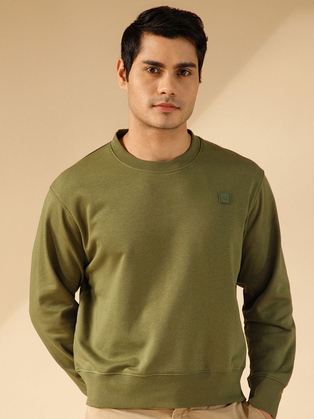 

MODERN CREW Men Ace Luxe Men Solid Relaxed Fit Sweatshirt, Olive