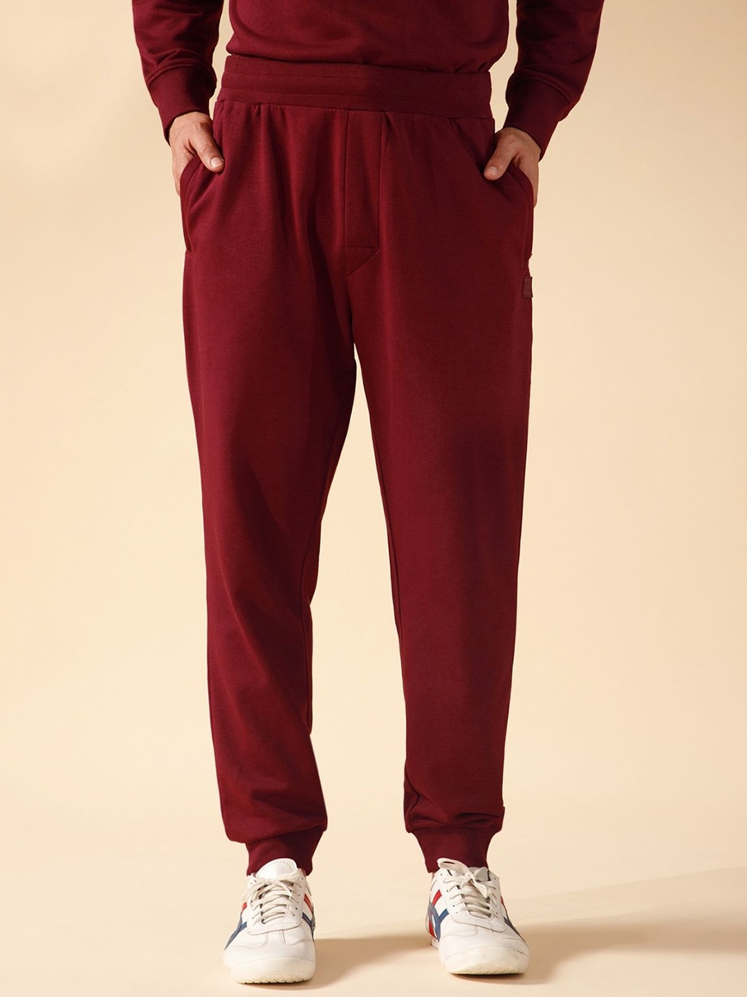 

MODERN CREW ACE LUXE Men Solid Relaxed Fit Sweatpants, Maroon