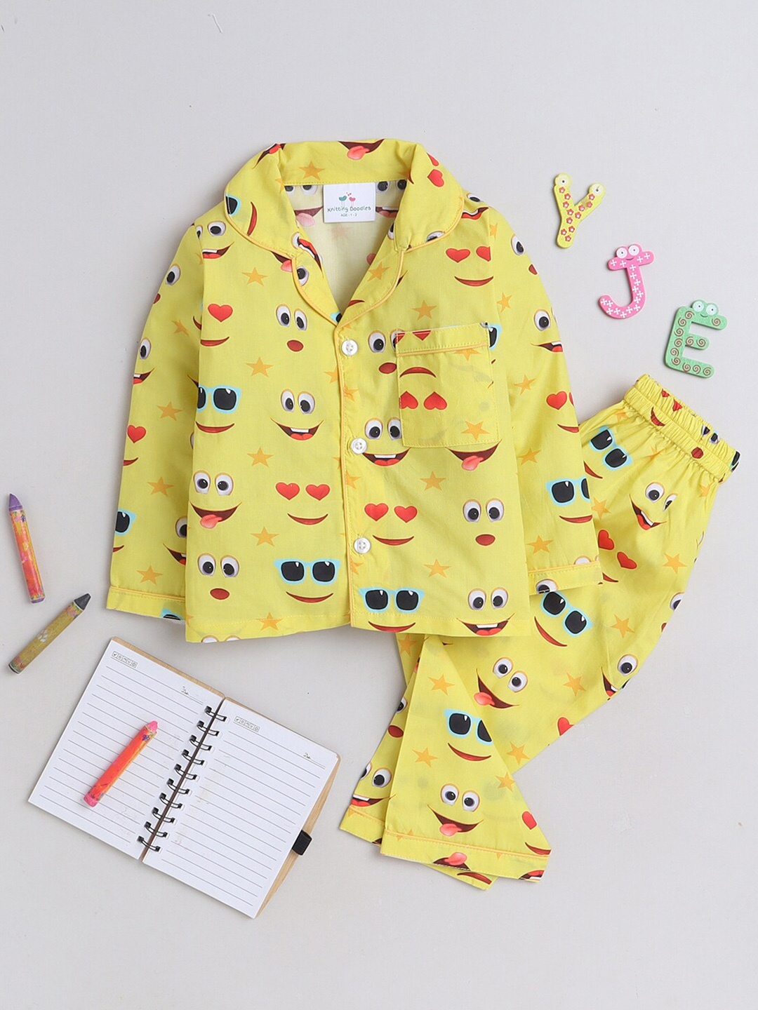 

Knitting Doodles Kids Conversational Printed Lapel Collar Cotton Shirt & Pyjama, Yellow