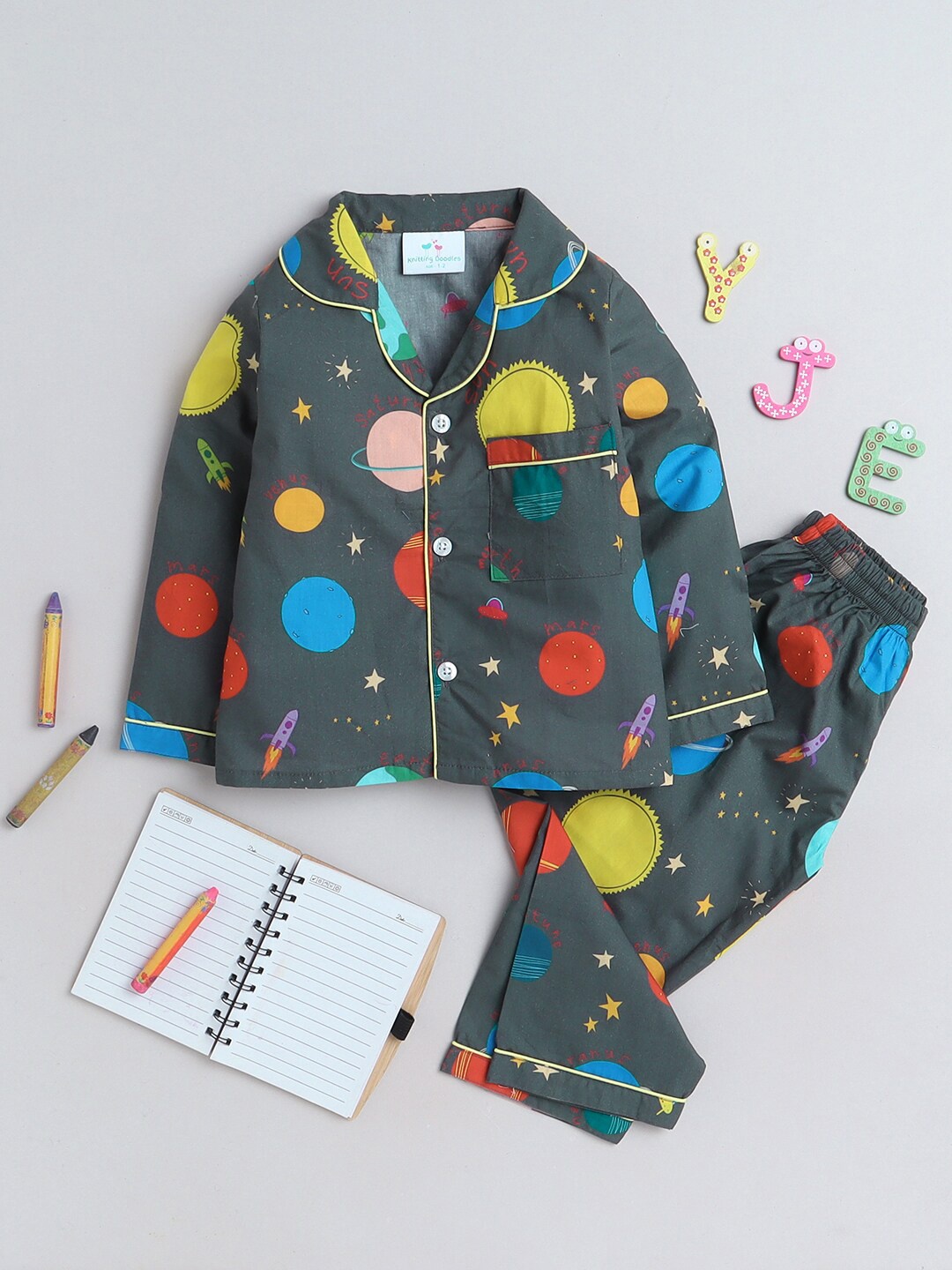 

Knitting Doodles Kids Graphic Printed Shirt With Pyjamas, Grey