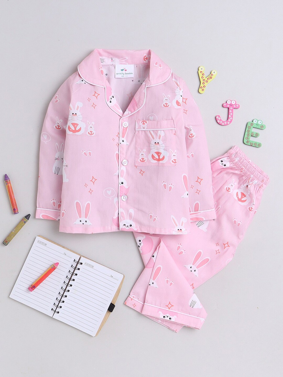 

Knitting Doodles Girls Graphic Printed Lapel Collar Night Suits, Pink