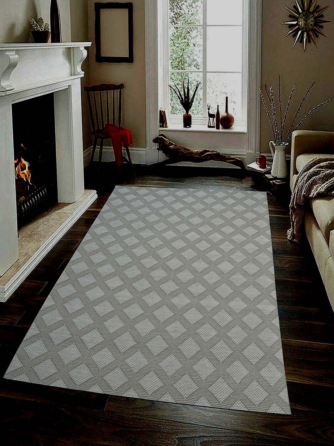 

MRIC White Geometric Handmade Woollen Carpet