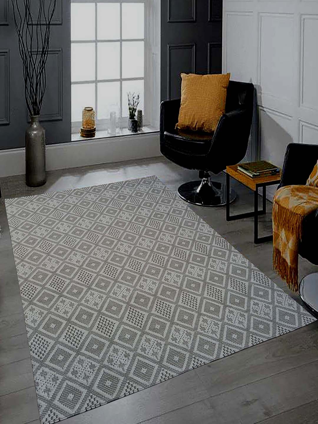 

MRIC White Geometric Handmade Woollen Carpet