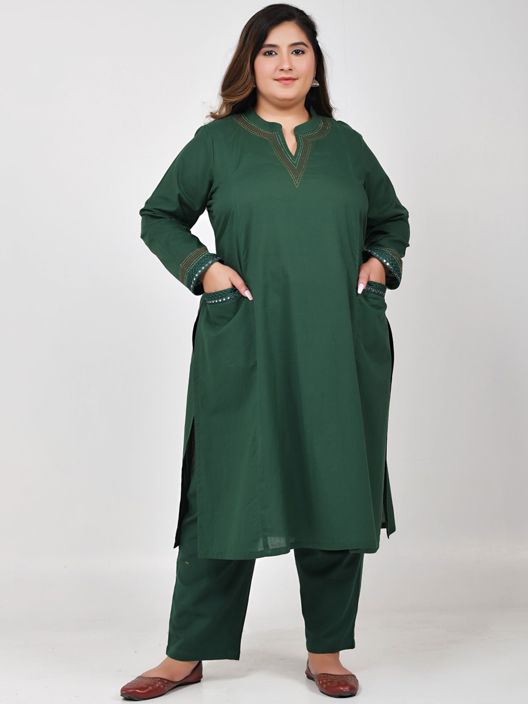 

Jaipuriya Fab Private Limited Plus Size Yoke Design Straight Kurta with Trousers, Green