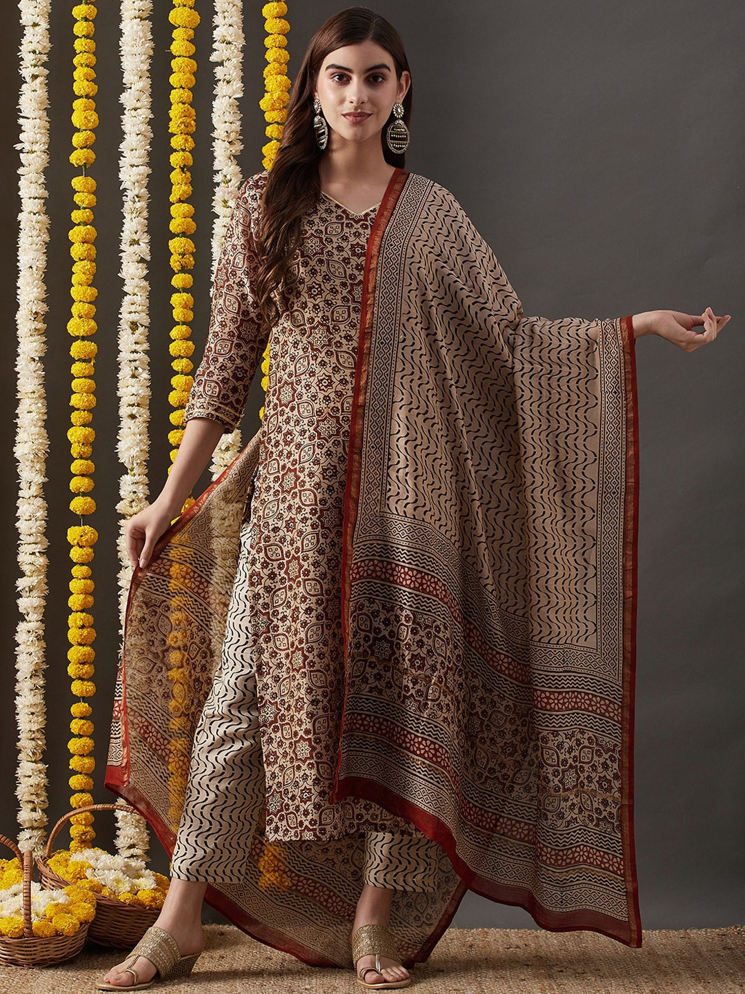 

KALINI Floral Printed Sweetheart Neck Gotta Patti Straight Kurta With Trousers & Dupatta, Beige