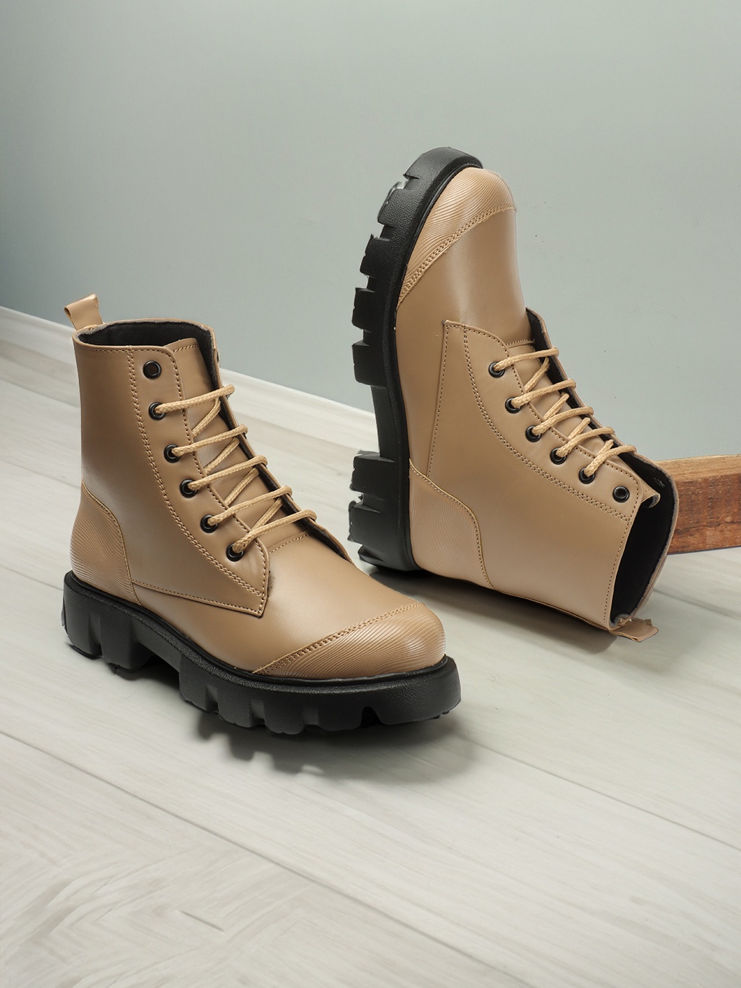 

The Roadster Lifestyle Co.Women Taupe -Coloured Mid Top Platform Heel Chunky Boots