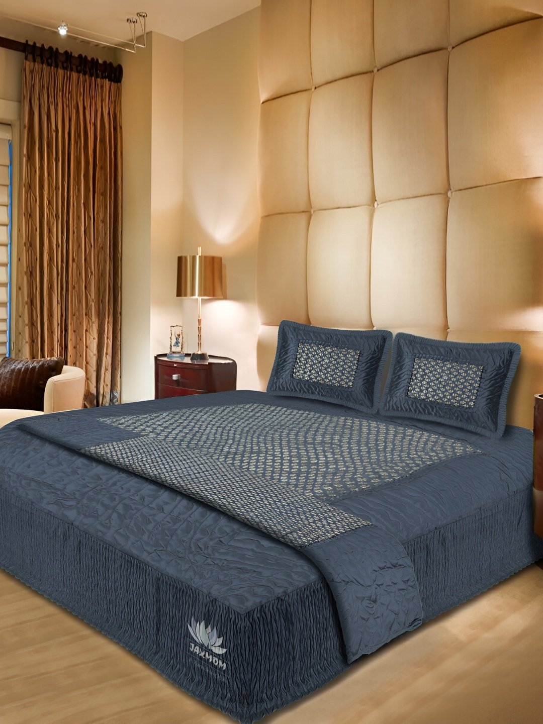 

Jaxmom Grey Ethnic Motifs Satin Finish Cotton 4 Piece Double King Superfine Bedding Set