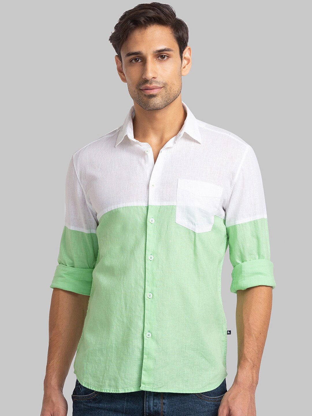 

Parx Colourblocked Spread Collar Long Sleeve Pocket Slim Fit Casual Shirt, Green