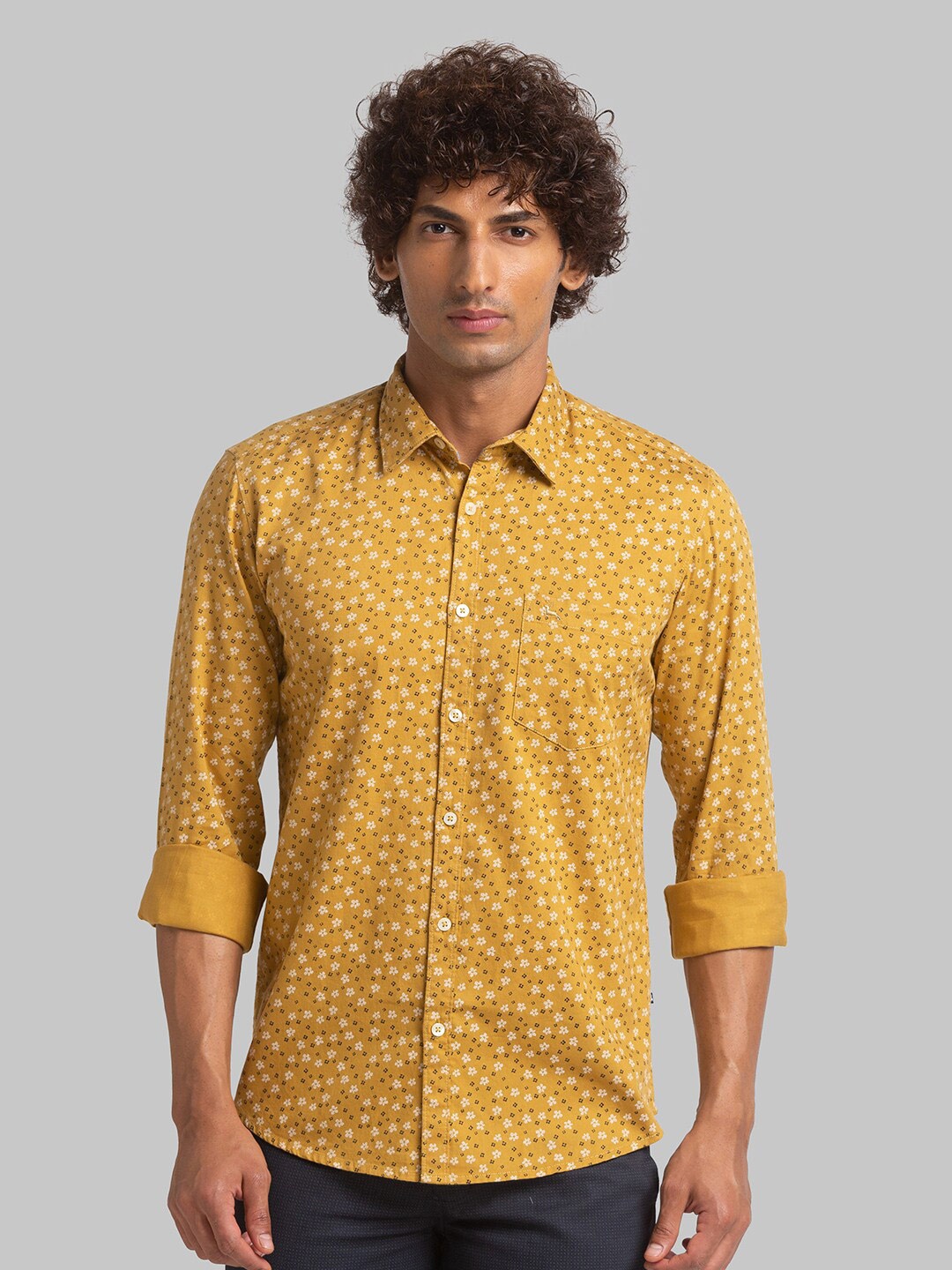 

Parx Slim Fit Floral Printed Pure Cotton Casual Shirt, Yellow