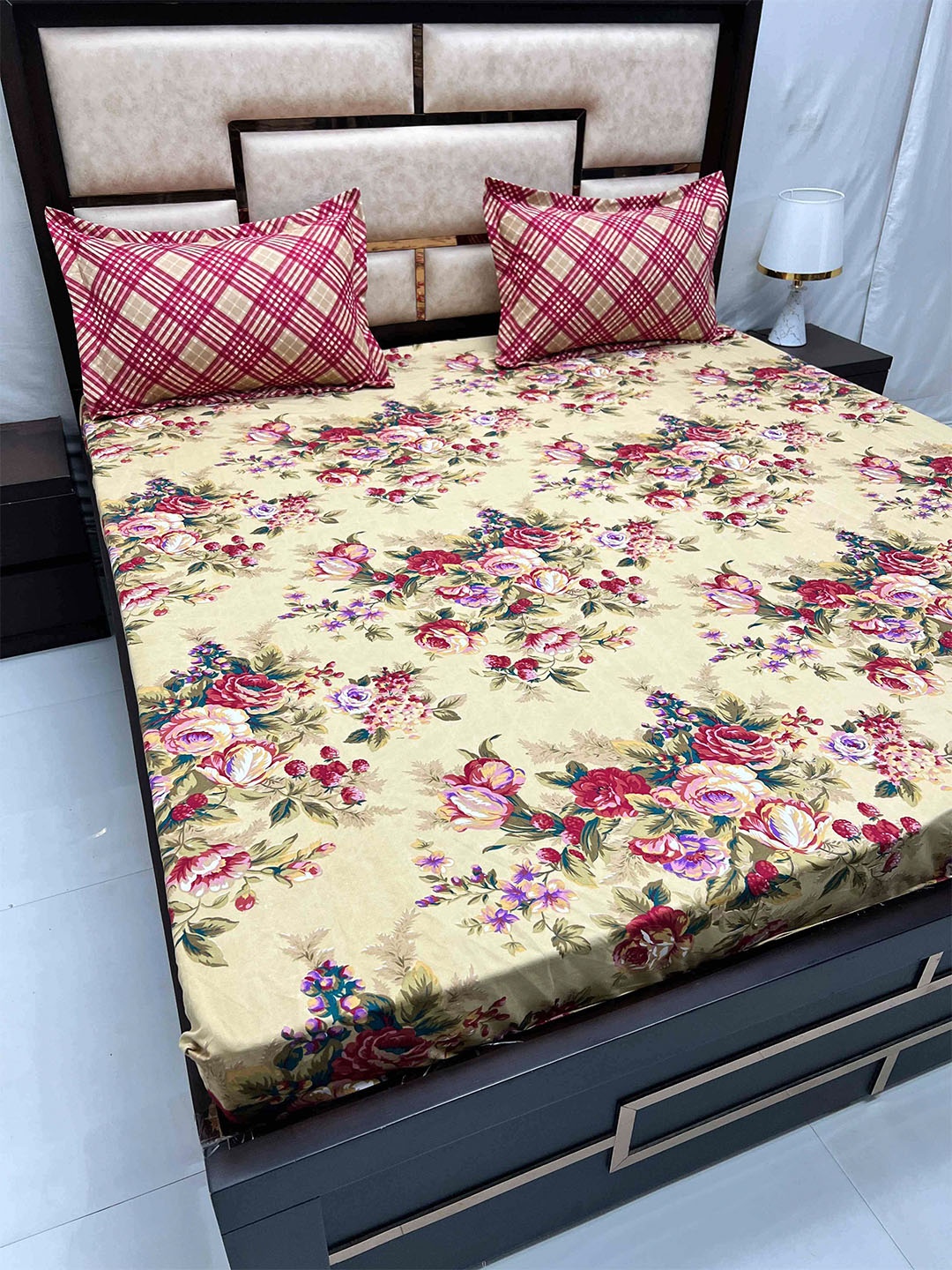 

Pure Decor King Size Fitted Double Bed Bedsheet With 2 Pillow Covers 6 ft X 6.3 ft X 1 ft, Beige