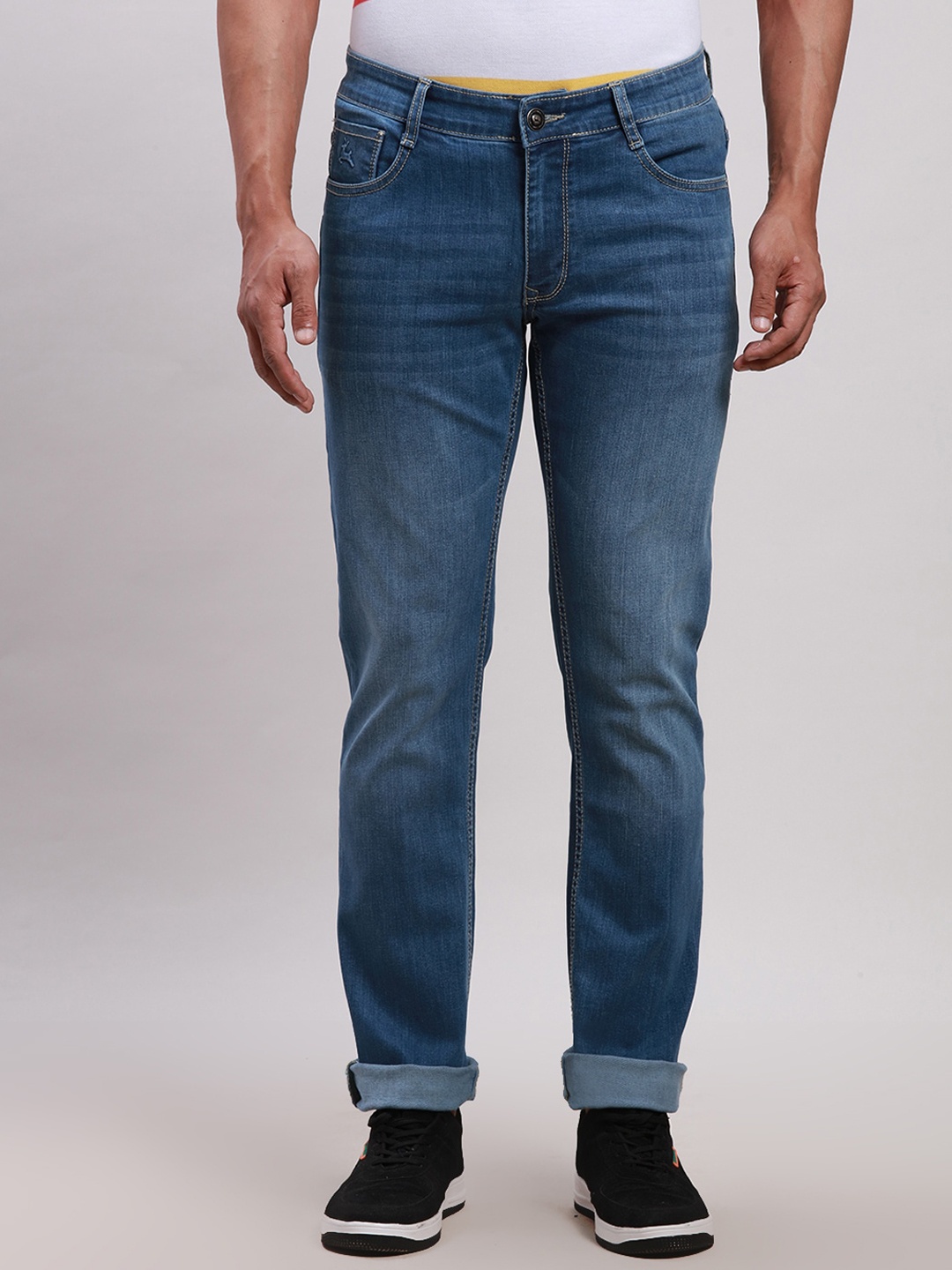 

Parx Men Slim Fit Low Rise Clean Look Light Fade Jeans, Blue