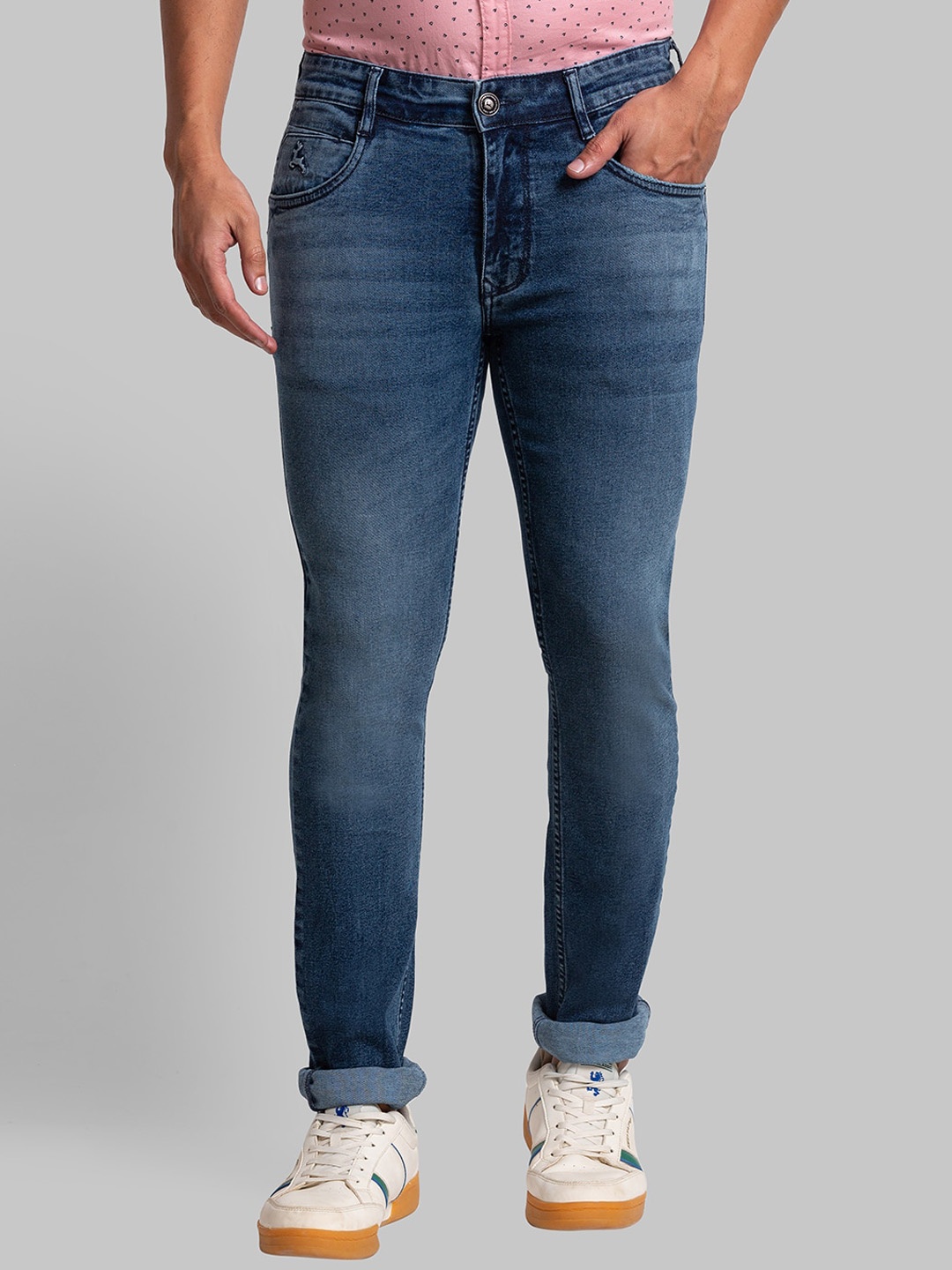

Parx Men Slim Fit Low Rise Clean Look Light Fade Jeans, Blue