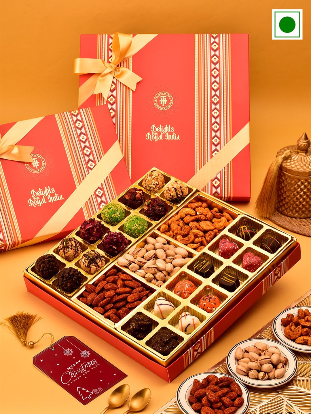 

RawFruit Santa's Sweet Nut Medley, Multi