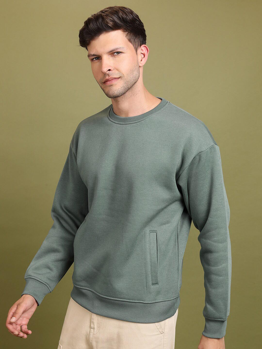 

HIGHLANDER Round Neck Long Sleeve Regular Fit Pullover Sweatshirt, Green