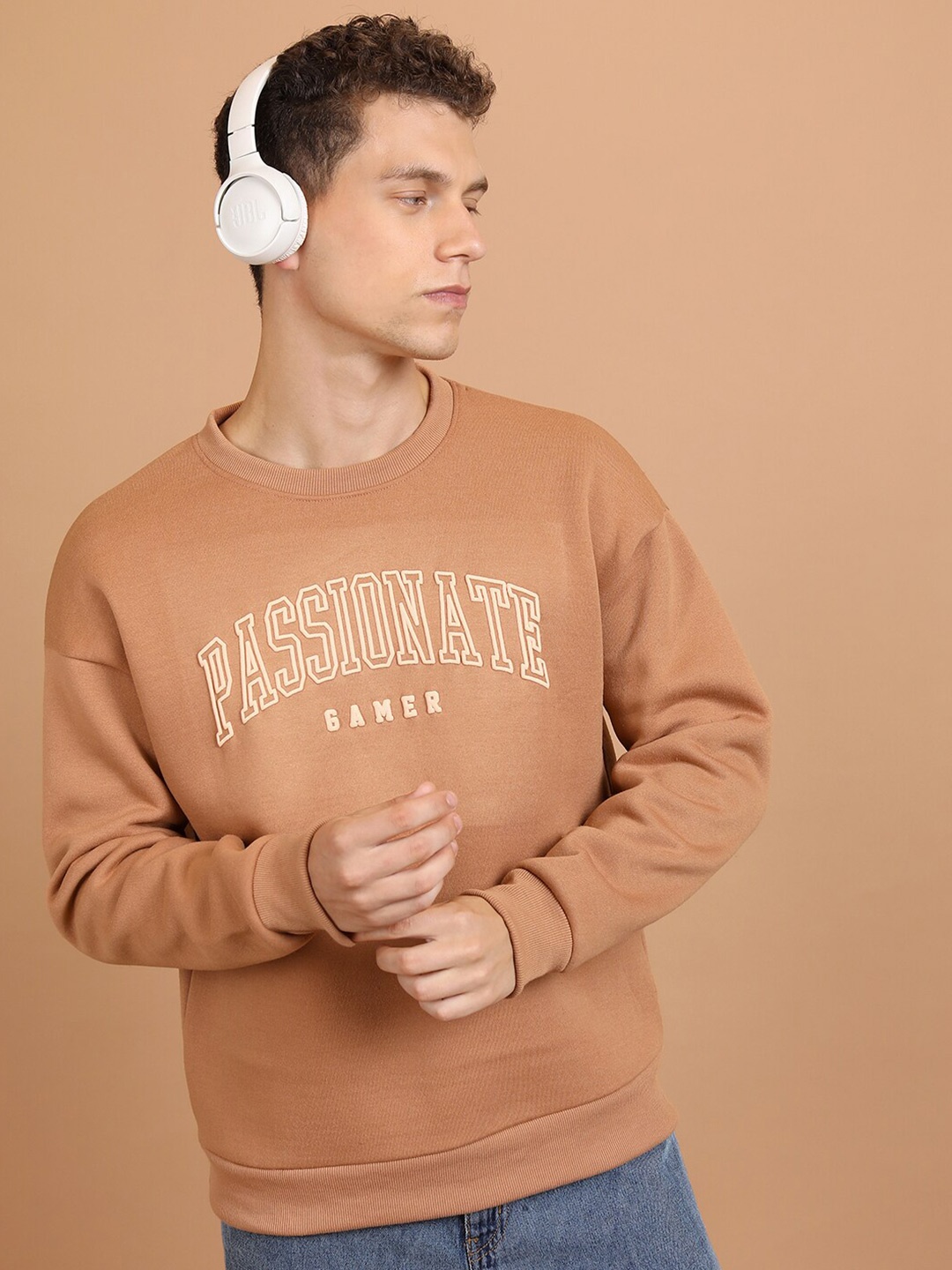 

HIGHLANDER Typography Printed Long Sleeve Relaxed Pullover Sweatshirt, Brown