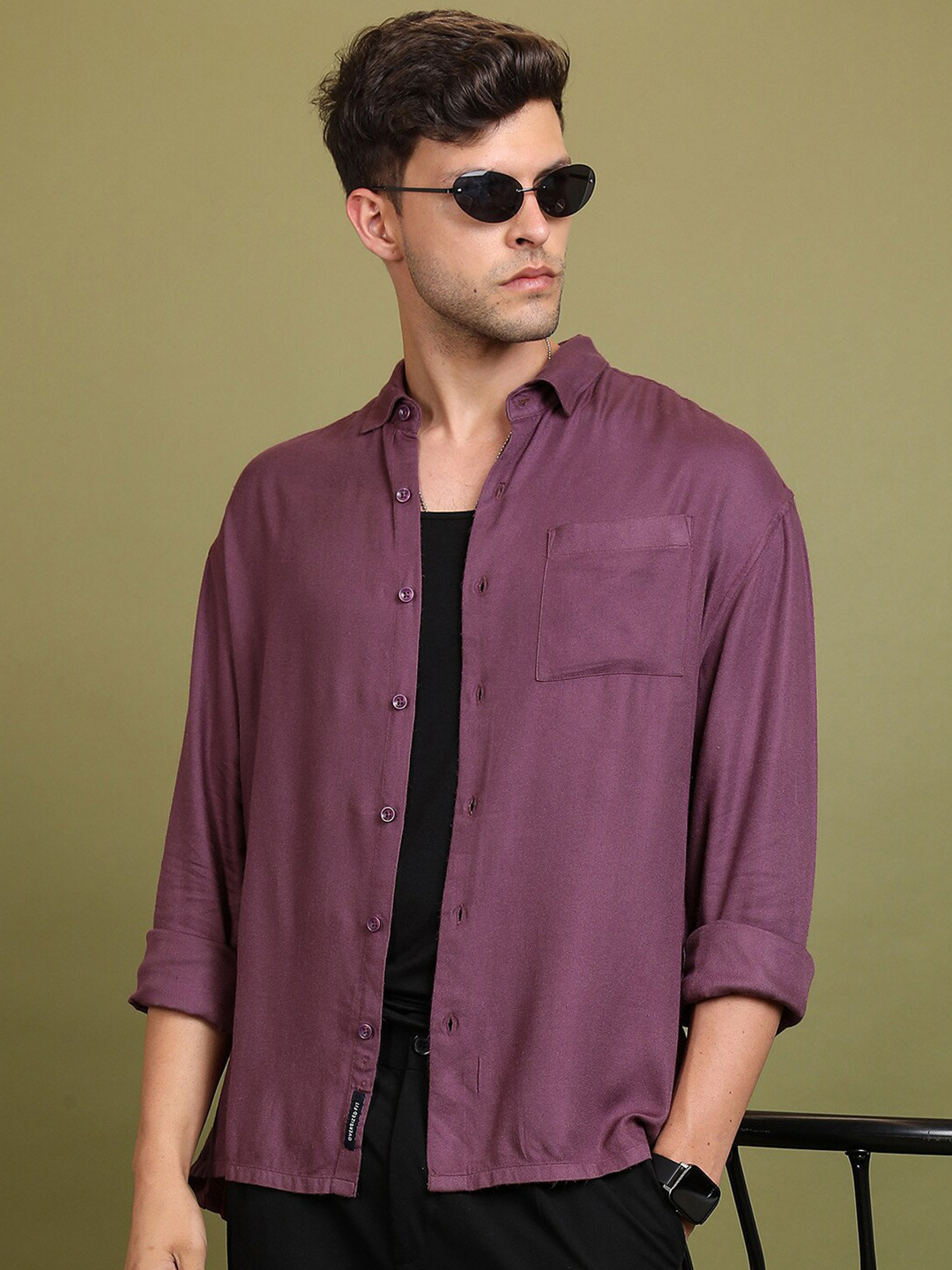 

HIGHLANDER Oversized Cutaway Collar Casual Shirt, Purple