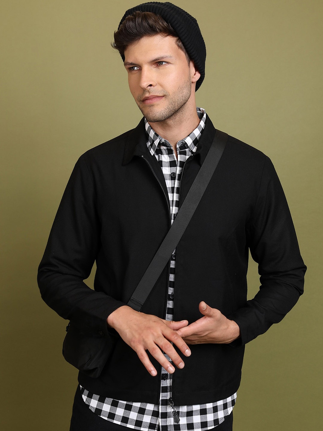 

HIGHLANDER Black Spread Collar Long Sleeves Bomber Jacket