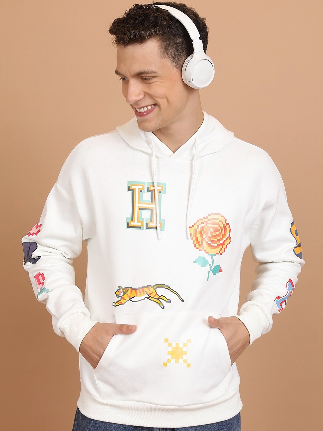 

HIGHLANDER Graphic Printed Hooded Pullover Sweatshirt, White