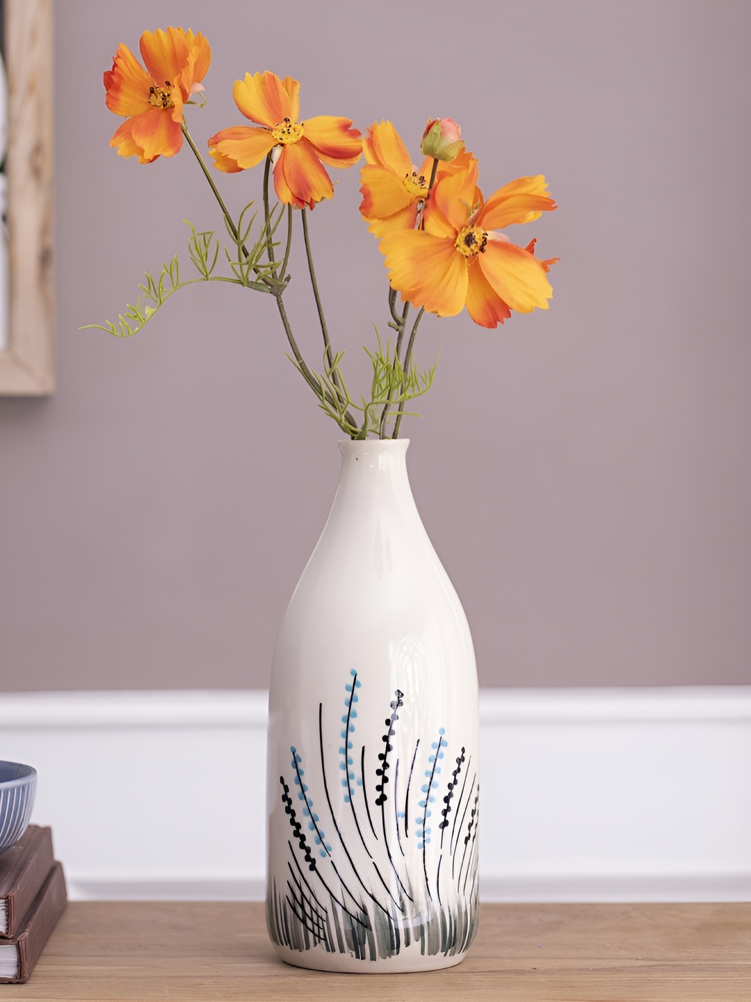 

The Decor Lane Modern Decorative Off White & Black Printed Ceramic Flower Vase