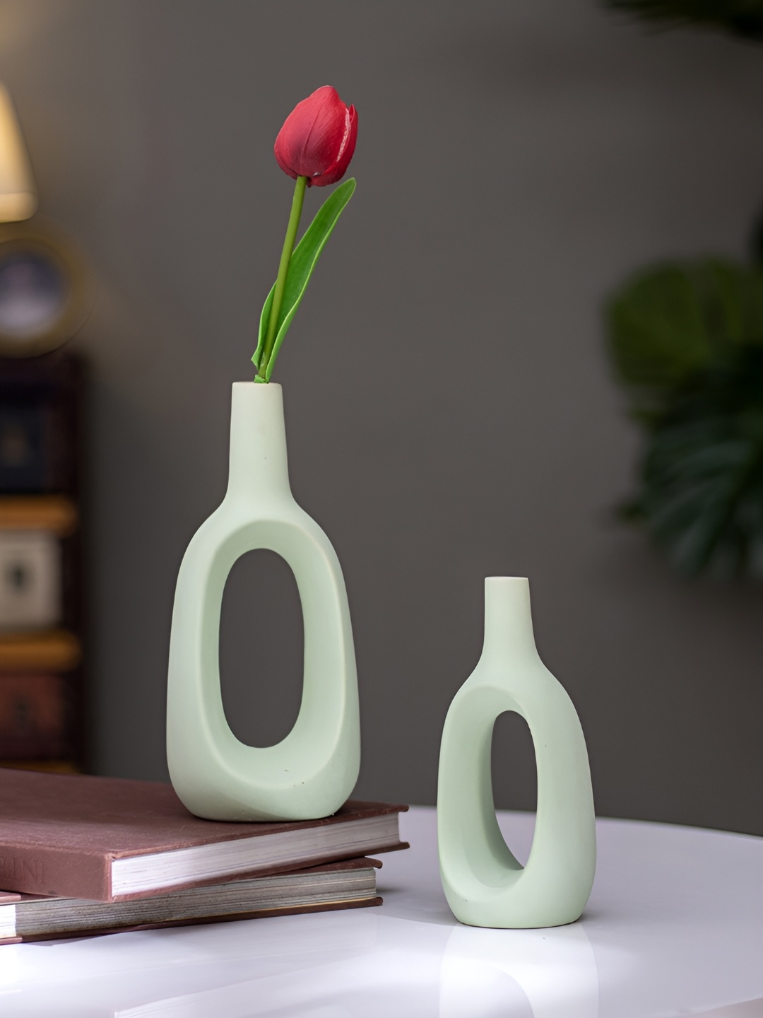 The Decor Lane Modern Decorative Green 2-Pcs Ceramic Flower Vases