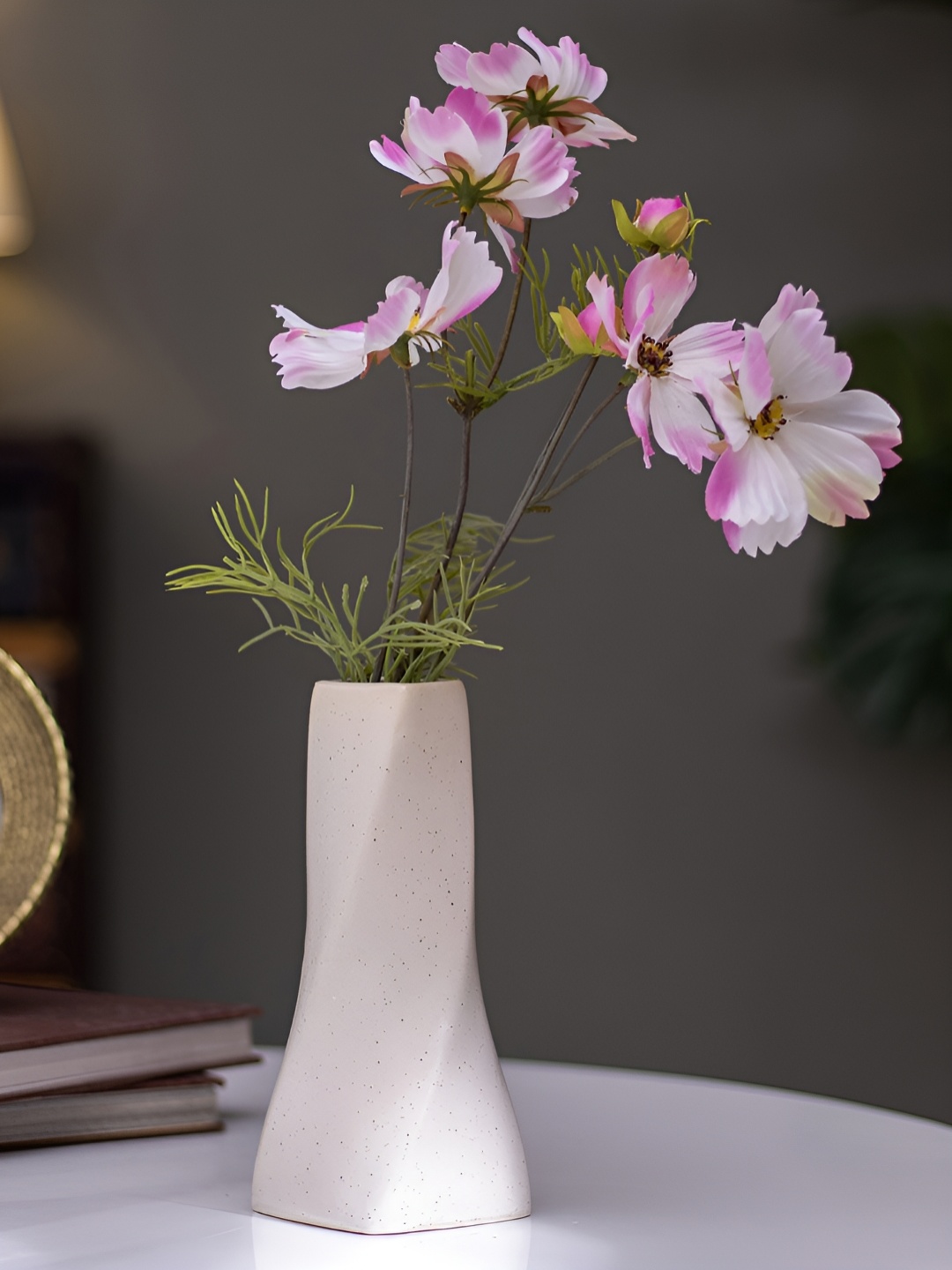 

The Decor Lane Off White Ceramic Flower Vase