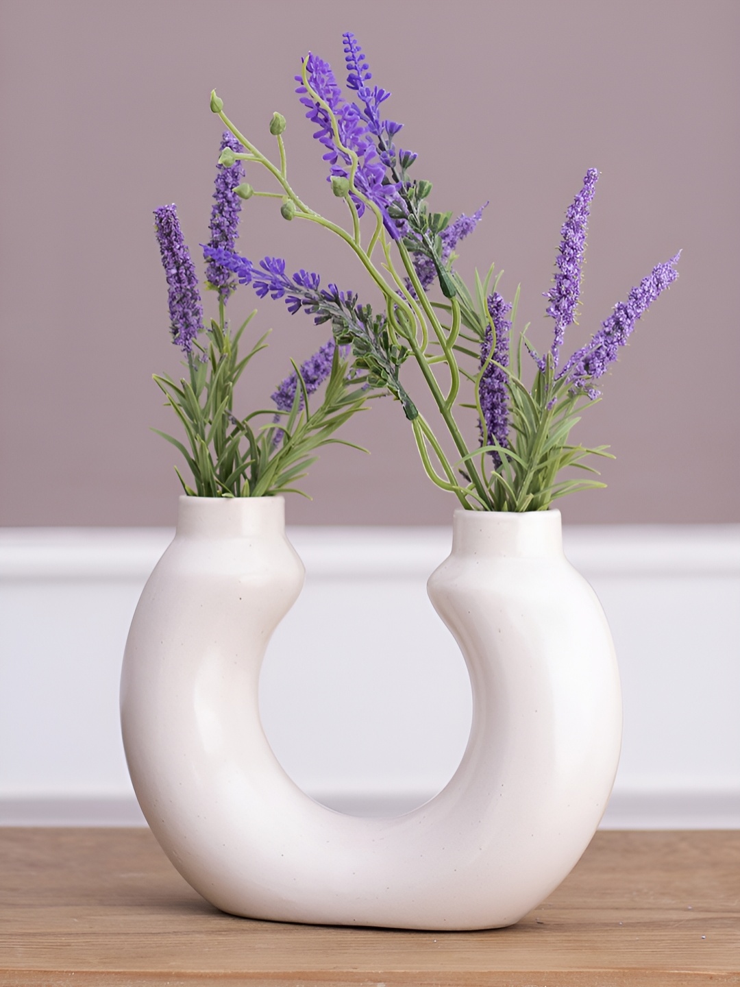 

The Decor Lane Off White Ceramic Flower Vase