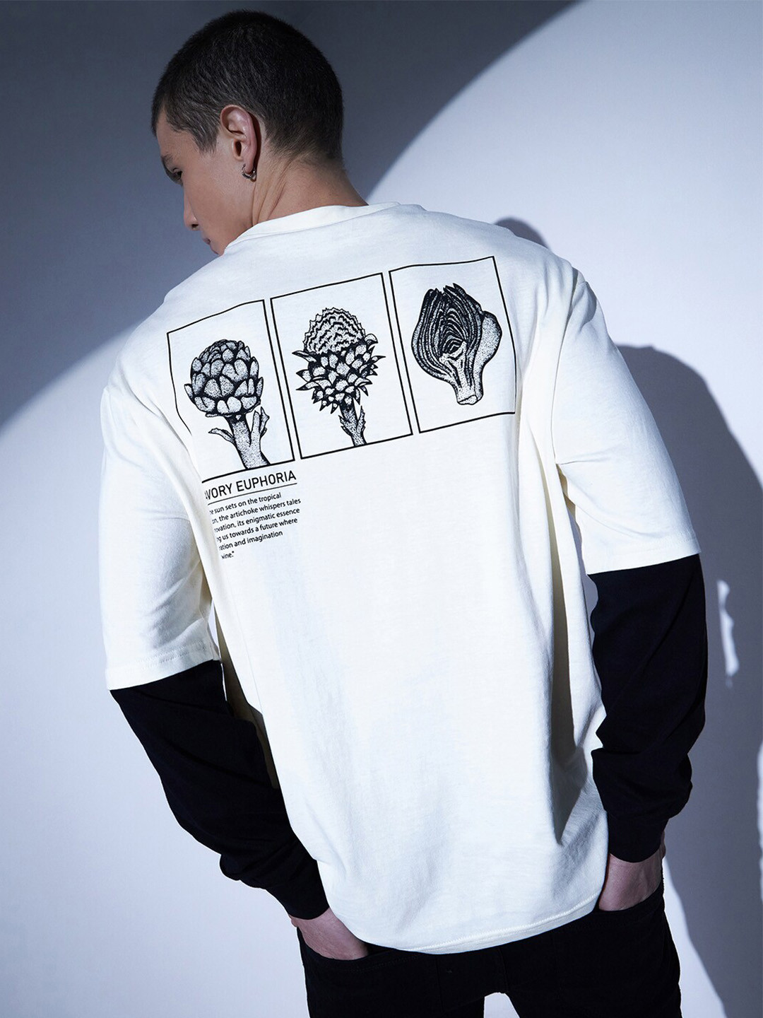 

Hubberholme Graphic Printed Relaxed Fit Pure Cotton T-shirt, White